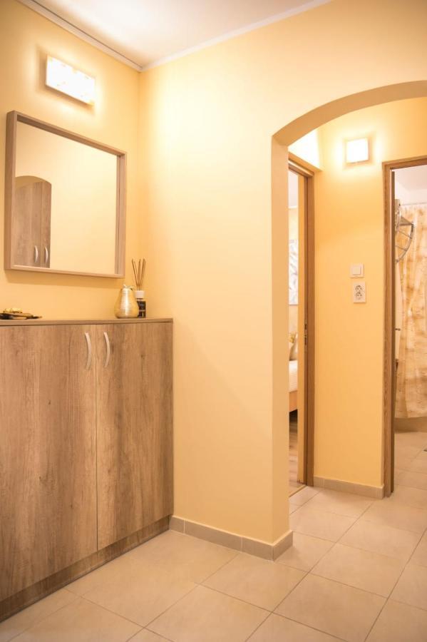 Golden Apartment Baneasa Βουκουρέστι Εξωτερικό φωτογραφία