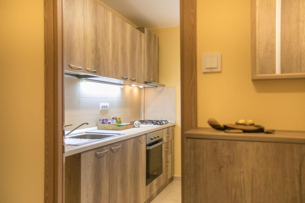 Golden Apartment Baneasa Βουκουρέστι Εξωτερικό φωτογραφία