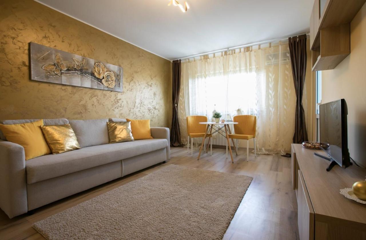 Golden Apartment Baneasa Βουκουρέστι Εξωτερικό φωτογραφία