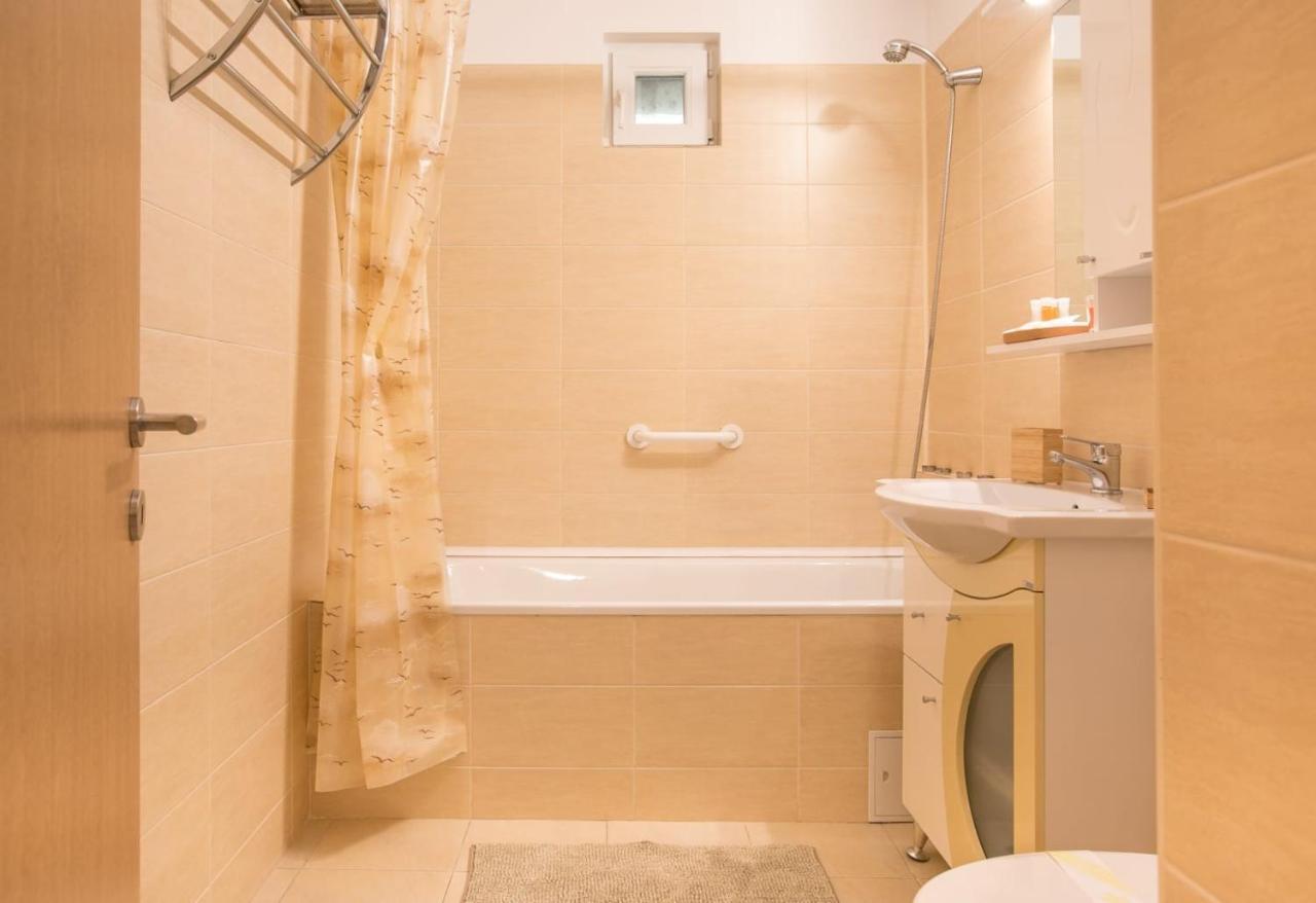 Golden Apartment Baneasa Βουκουρέστι Εξωτερικό φωτογραφία